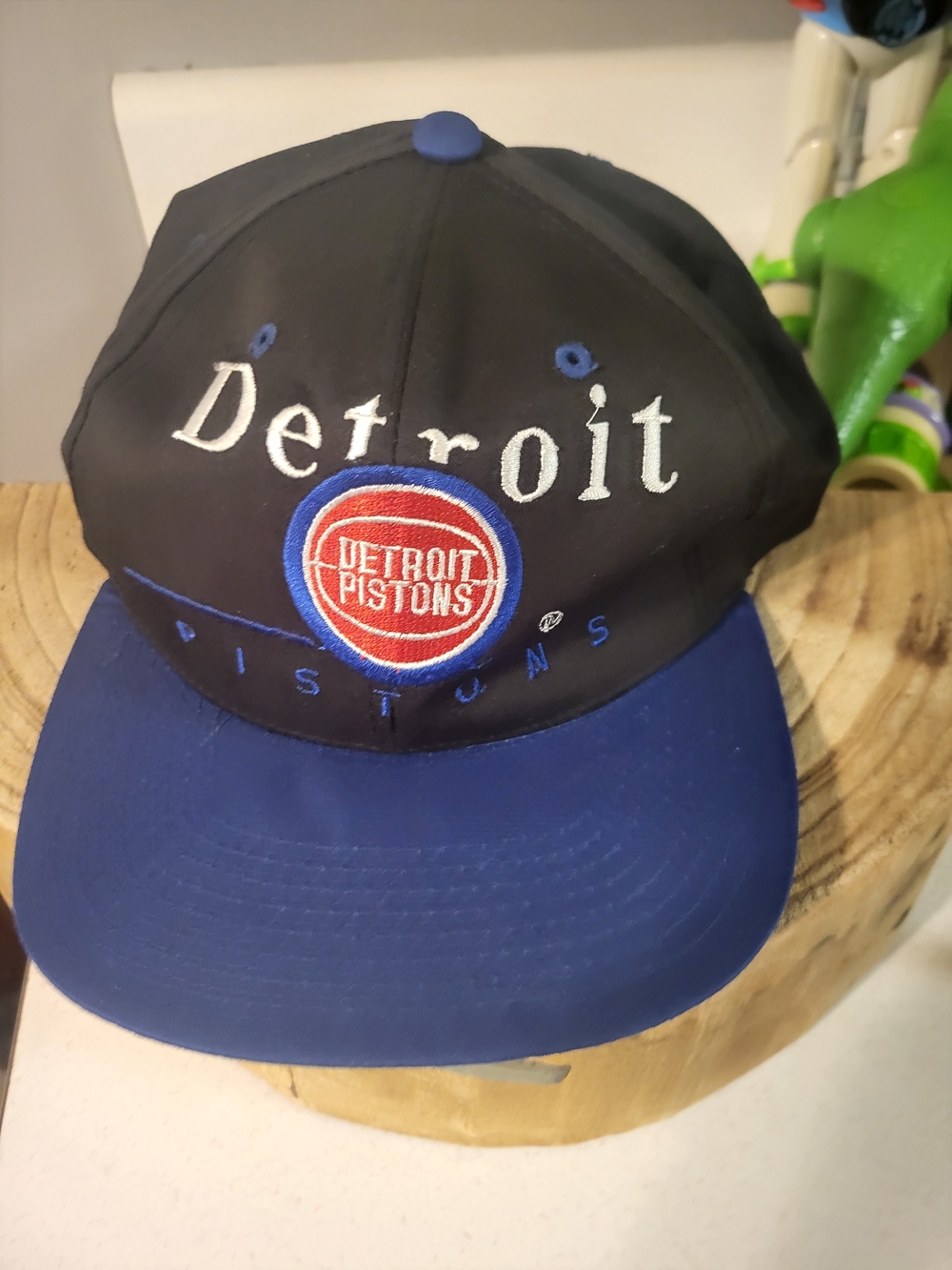 Vintage Detroit Pistons Hat Twins Enterprise Logo Single Bar SnapBack Cap NBA